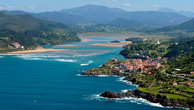 Ruta en moto por Bizkaia Urdaibai