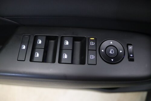 85337-0086MZT13.jpg